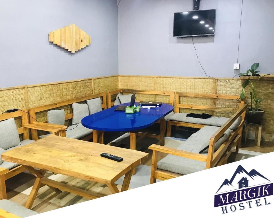 Margik Backpackers Hostel Pokhara Exterior photo